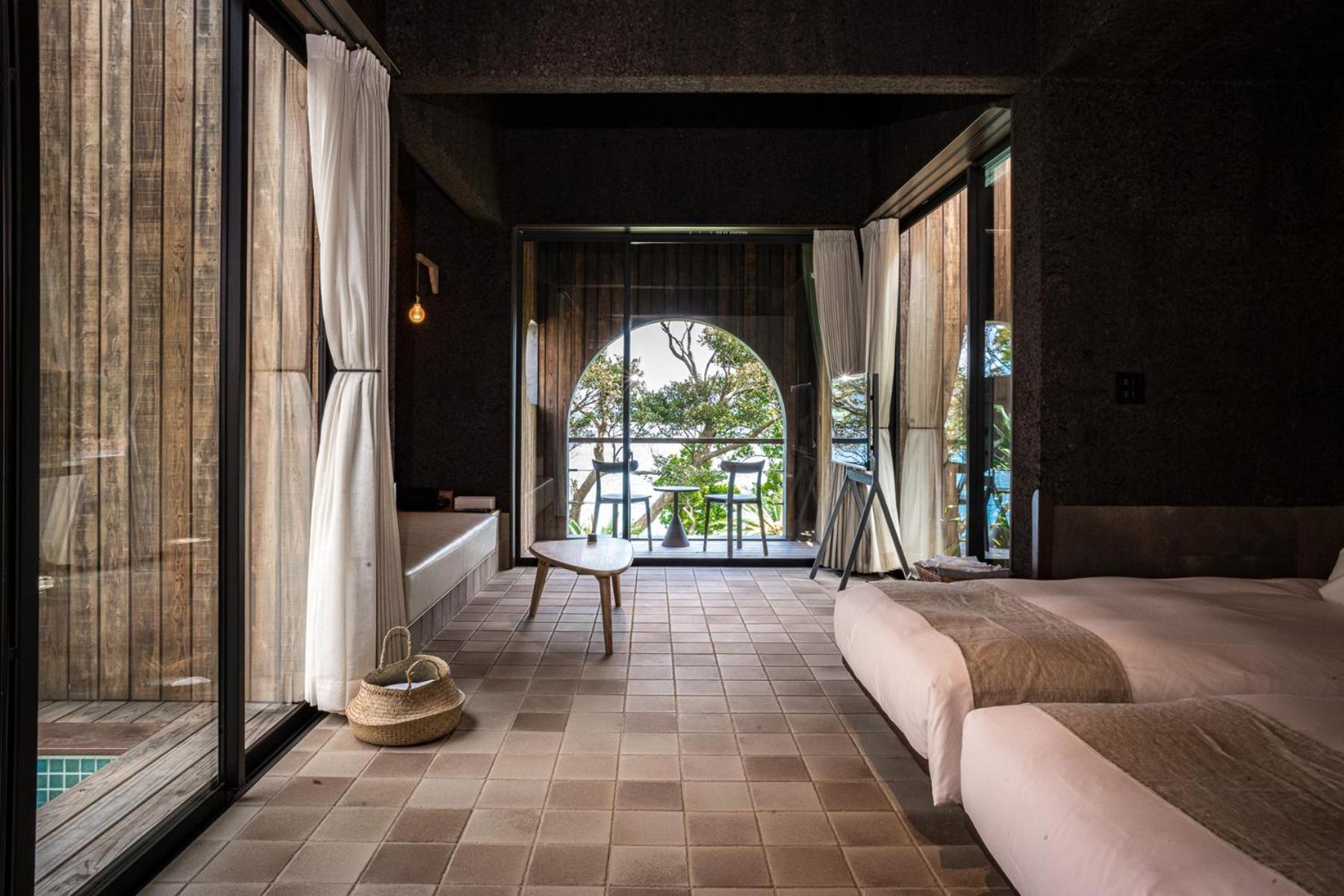 Miru Amami Hotel Tatsugo Luaran gambar